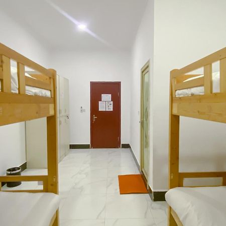 Easy Backpackers Paradise Sihanoukville Exterior foto